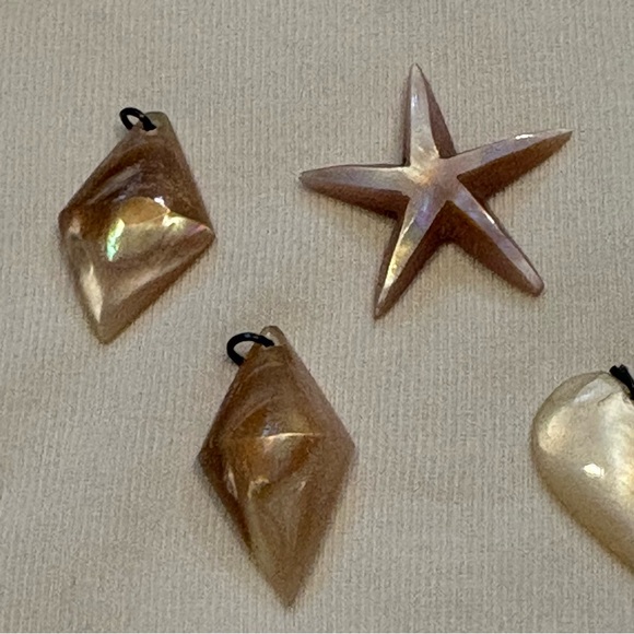 Vintage Jewelry - Vintage Mother-Of-Pearl Charms Heart Star Diamond Retro Set of 4 Hand Carved 4pc
